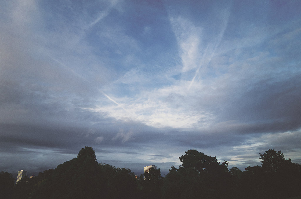 Sous le ciel de Paris